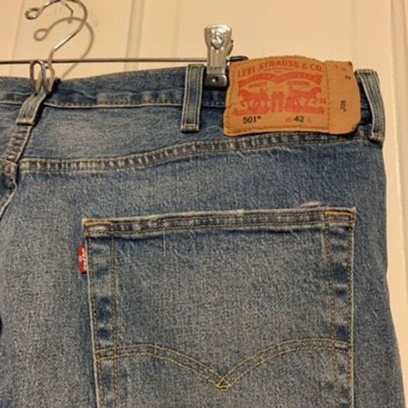 Levi’s 501 Button Fly Distressed Size 42 Denim Shorts - Picture 2 of 6